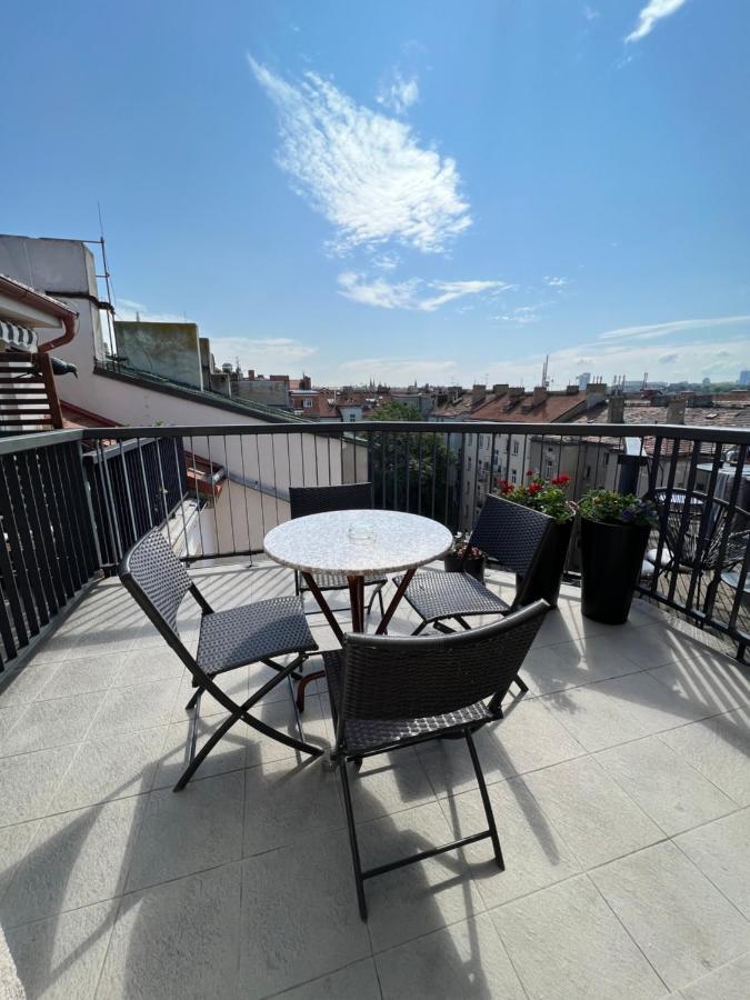 Ce Apartment Prague Castle Екстер'єр фото