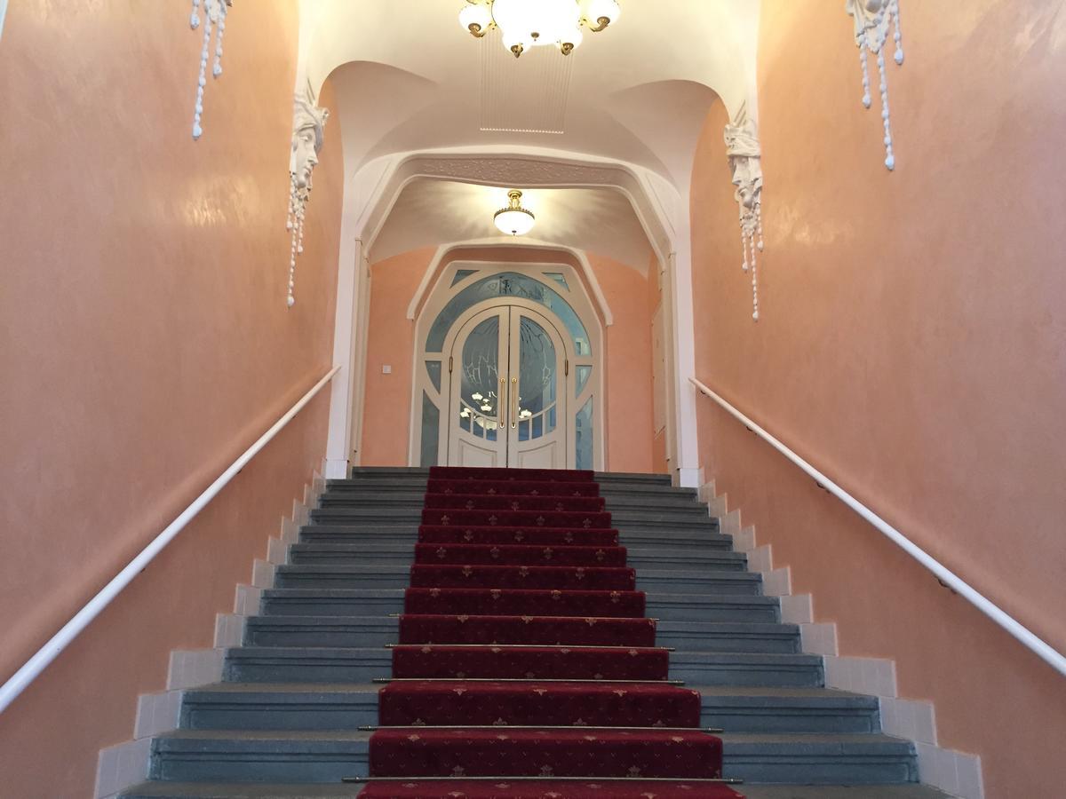 Ce Apartment Prague Castle Екстер'єр фото